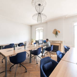 Open Space  15 postes Coworking Place Jean Moulin Libourne 33500 - photo 2